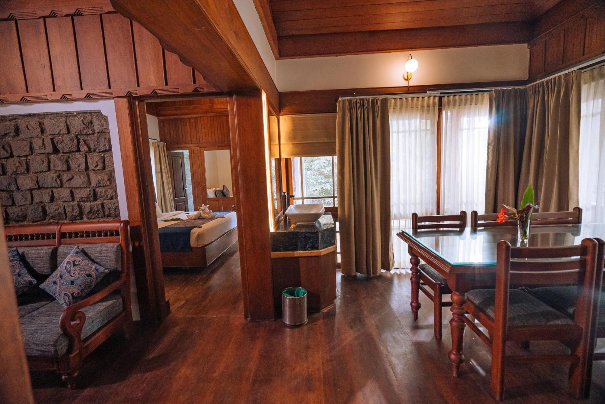 Elixir Woods Luxury Resort And Spa, Munnar Exteriör bild