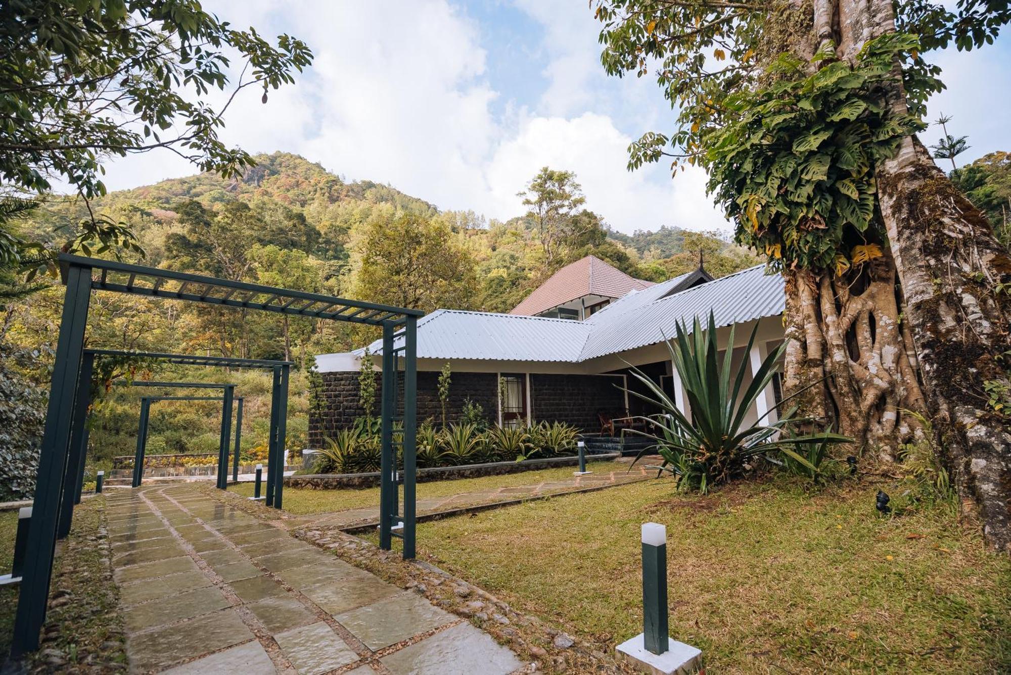 Elixir Woods Luxury Resort And Spa, Munnar Exteriör bild