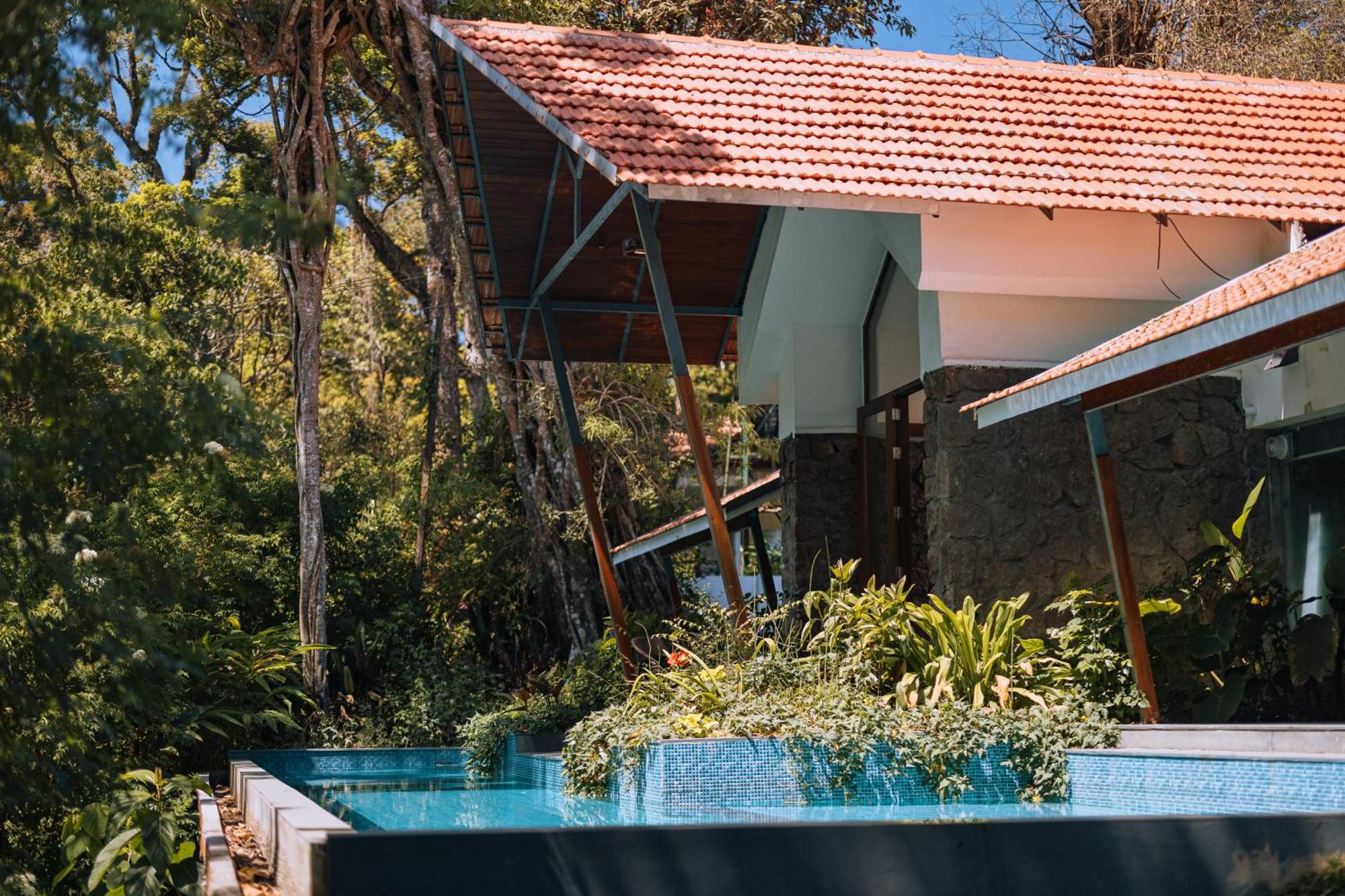 Elixir Woods Luxury Resort And Spa, Munnar Exteriör bild