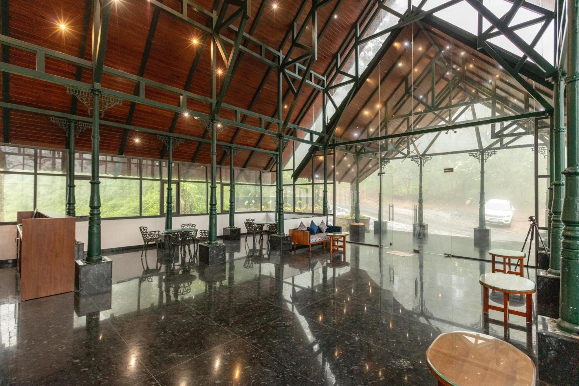 Elixir Woods Luxury Resort And Spa, Munnar Exteriör bild